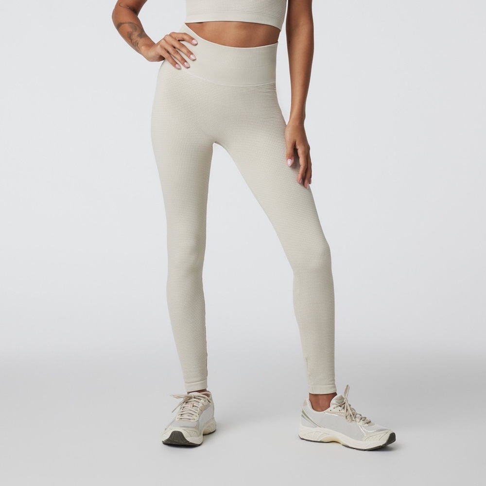 Vuori Cream High-Waist Ribbed Leggings NWT - Picture 4 of 6